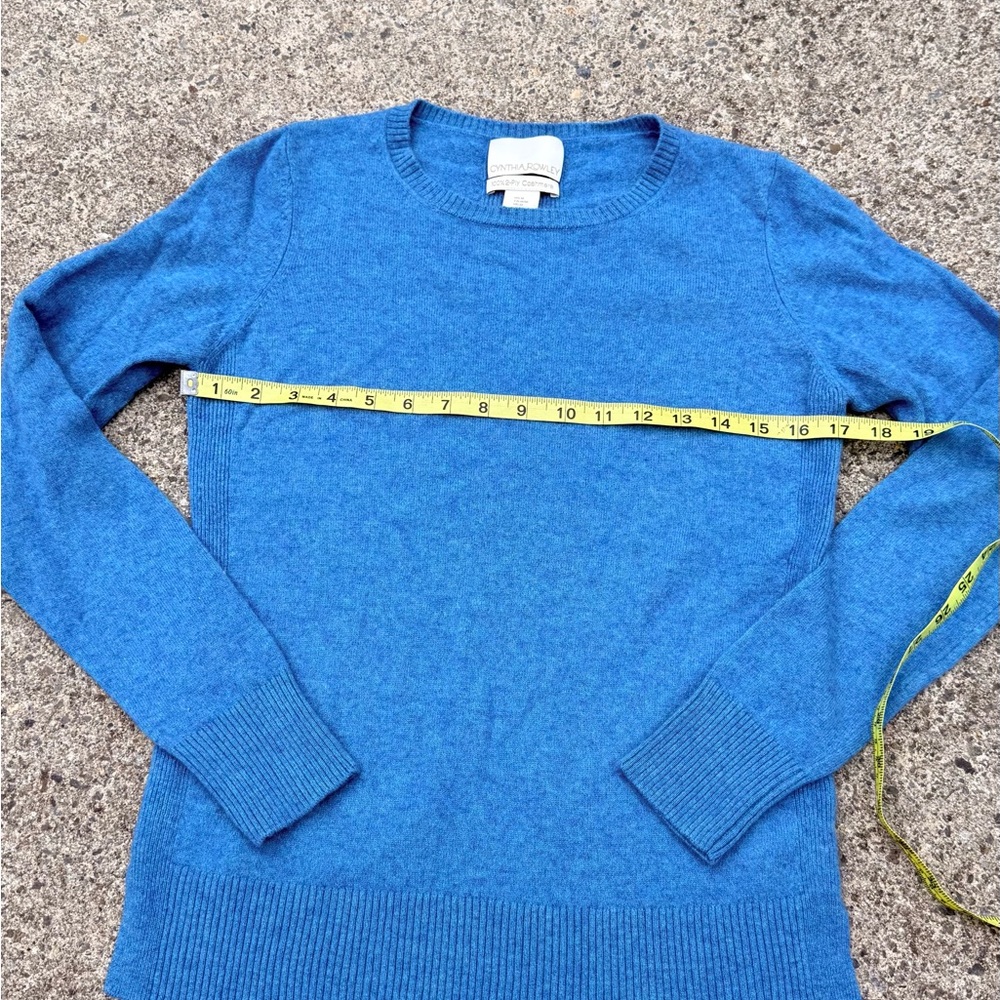 Cynthia Rowley Vibrant Blue Crew Neck Sweater super soft and cozy size M - Picture 5 of 7